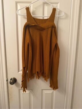 Women’s Off-Shoulder Cold-Shoulder Sweater in Mustard